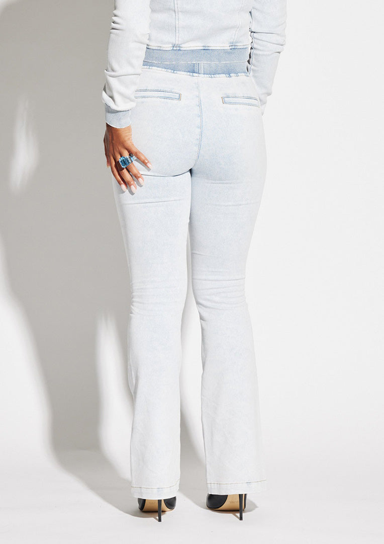 Calista Terry Pull on Jean