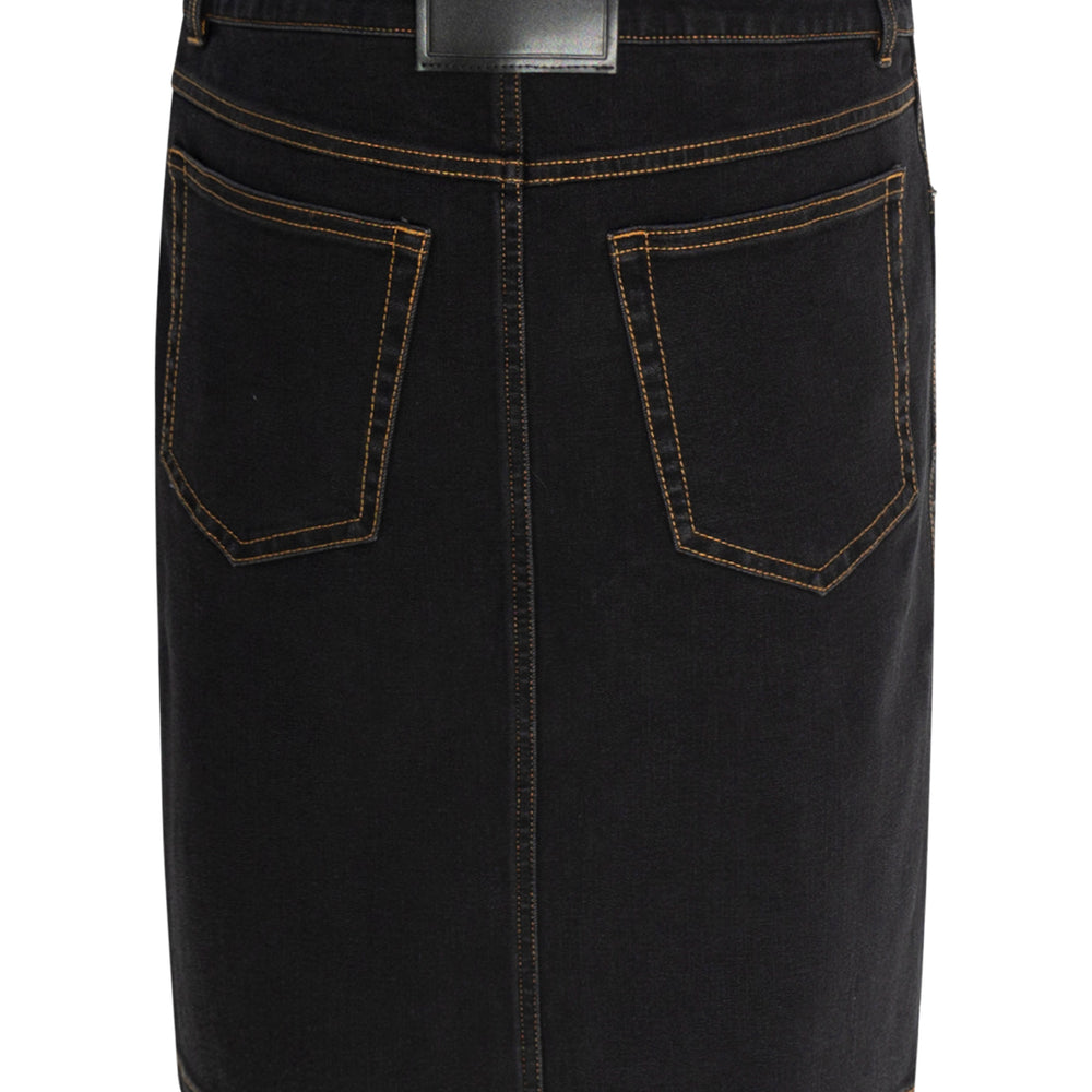 
                  
                    Slim Skirt
                  
                