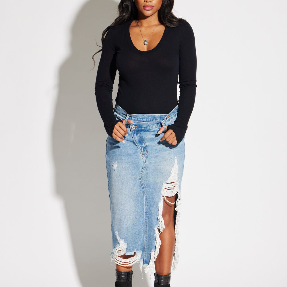 
                  
                    U Neck Long Sleeve Bodysuit
                  
                