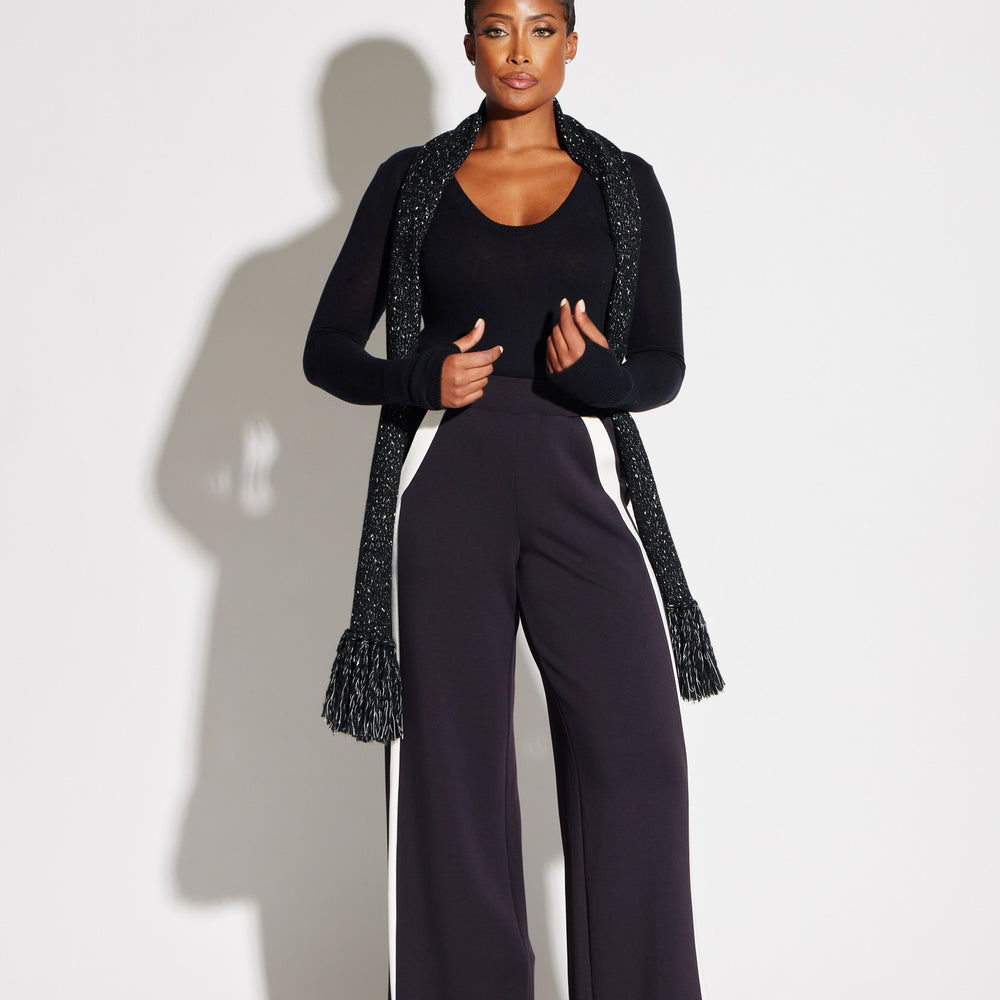 
                  
                    U Neck Long Sleeve Bodysuit
                  
                